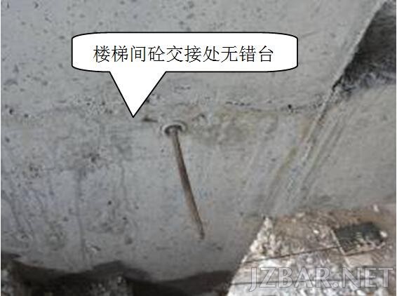 17205123GzmH8G62cY.jpg